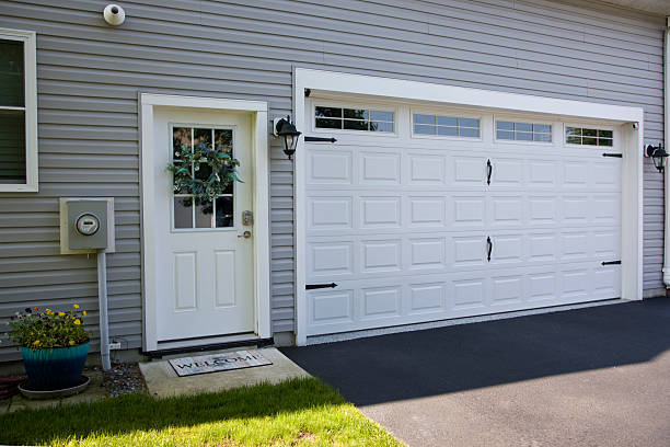 24/7 Emergency Garage Door Roller Replacement experts in Patrick County County, VA